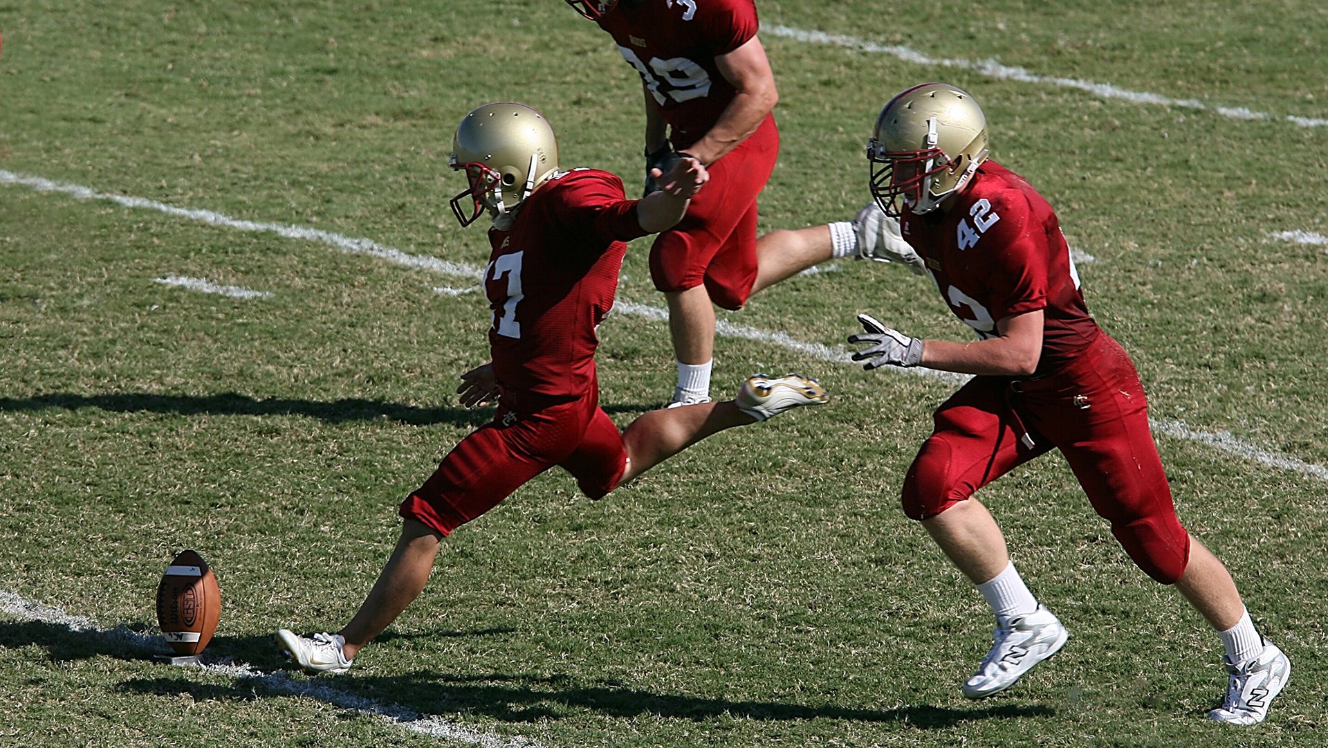 爱游戏内容中心-西甲神奇时刻:个人突破瞬间点燃全场,西甲冲刺速度排名